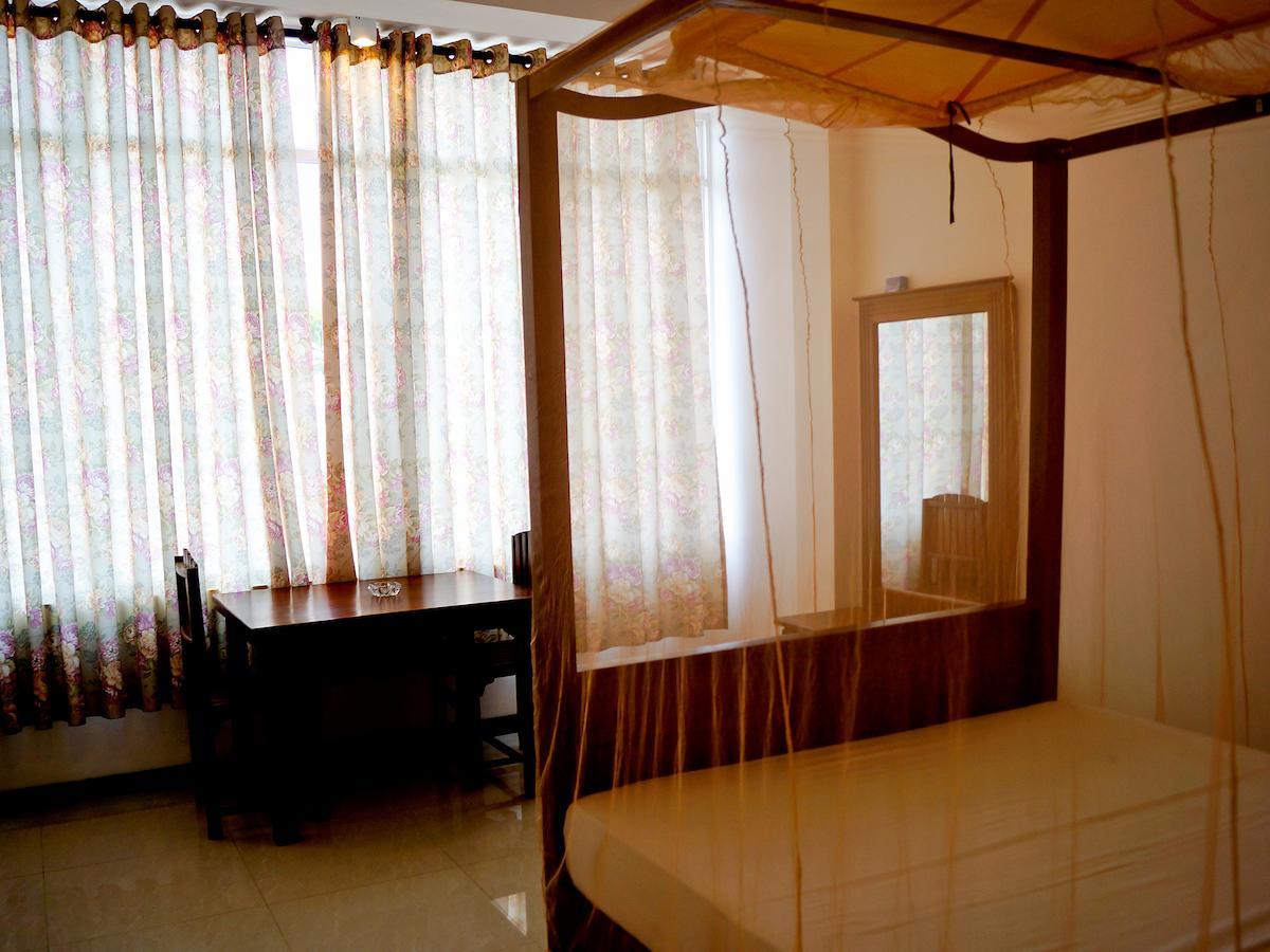 Sayurima Beach Hotel Ahangama Zimmer foto